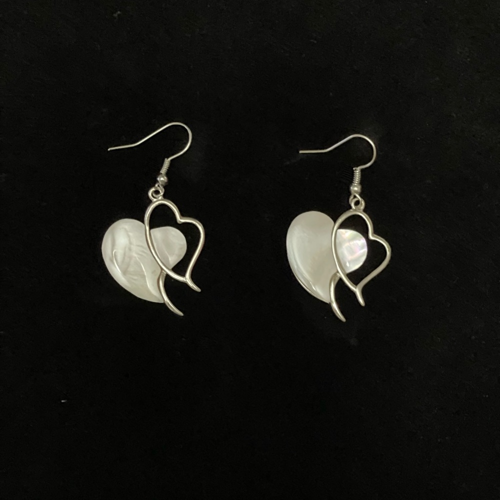 Two heatrs Nácar earrings